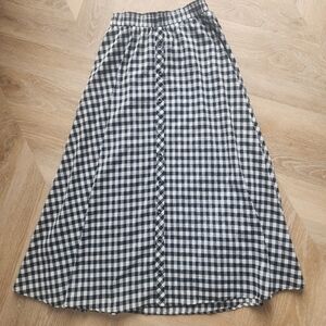 Comfy& Classy Black and White Gingham Maxi Skirt with Button-down Front